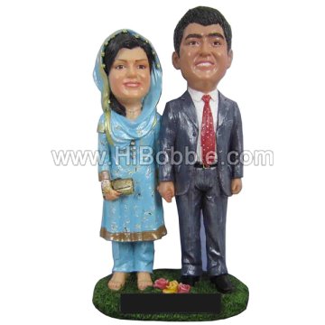 India Couples Custom Bobbleheads From Your Photos