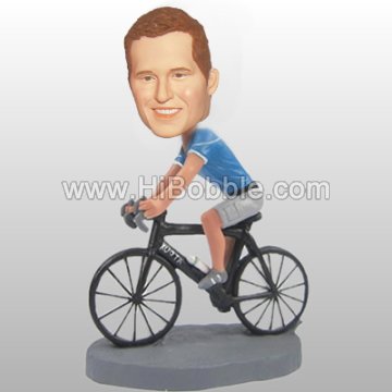 A vélo Custom Bobbleheads From Your Photos